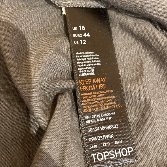 TOPSHOP | Size 12 | dark grey t shirt - Picture 6 of 7
